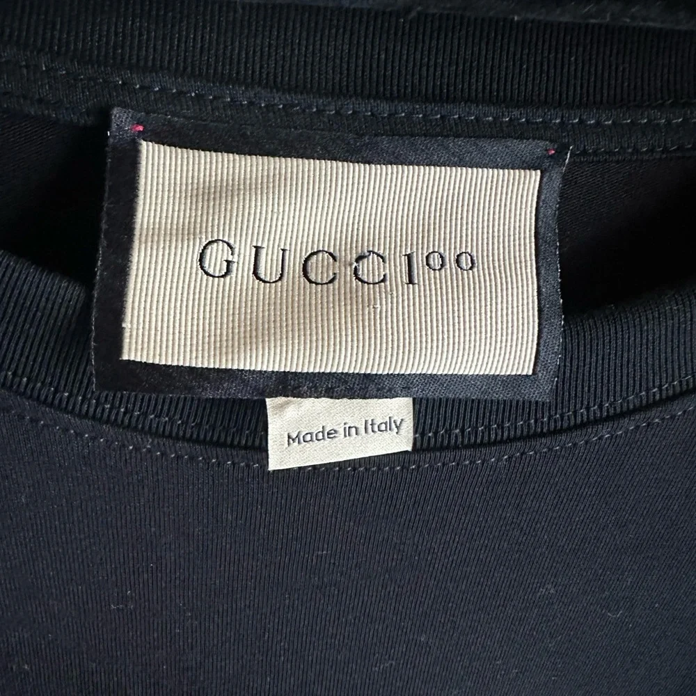 Gucci black Tee with Vibrant Stripes size XL